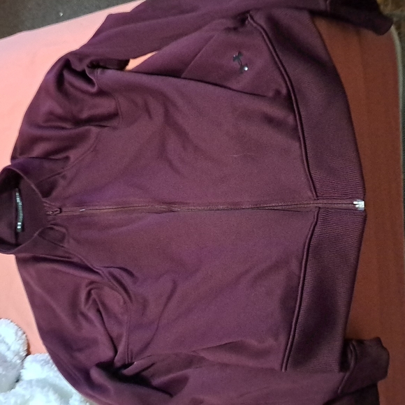 UNDER ARMOUR ZIPUP SIZE MEDIUM - Picture 2 of 2